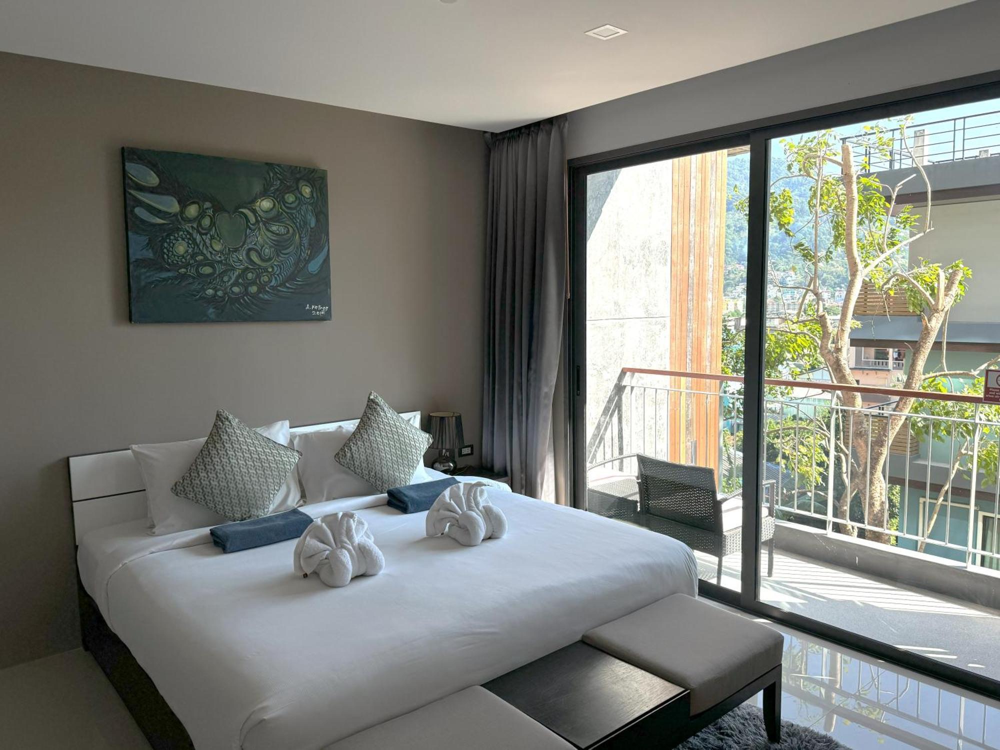 Private Apartment At Emerald Terrace Patong Buitenkant foto