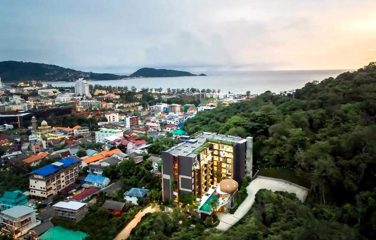 Private Apartment At Emerald Terrace Patong Buitenkant foto