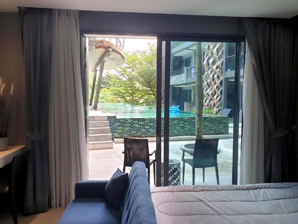 Private Apartment At Emerald Terrace Patong Buitenkant foto