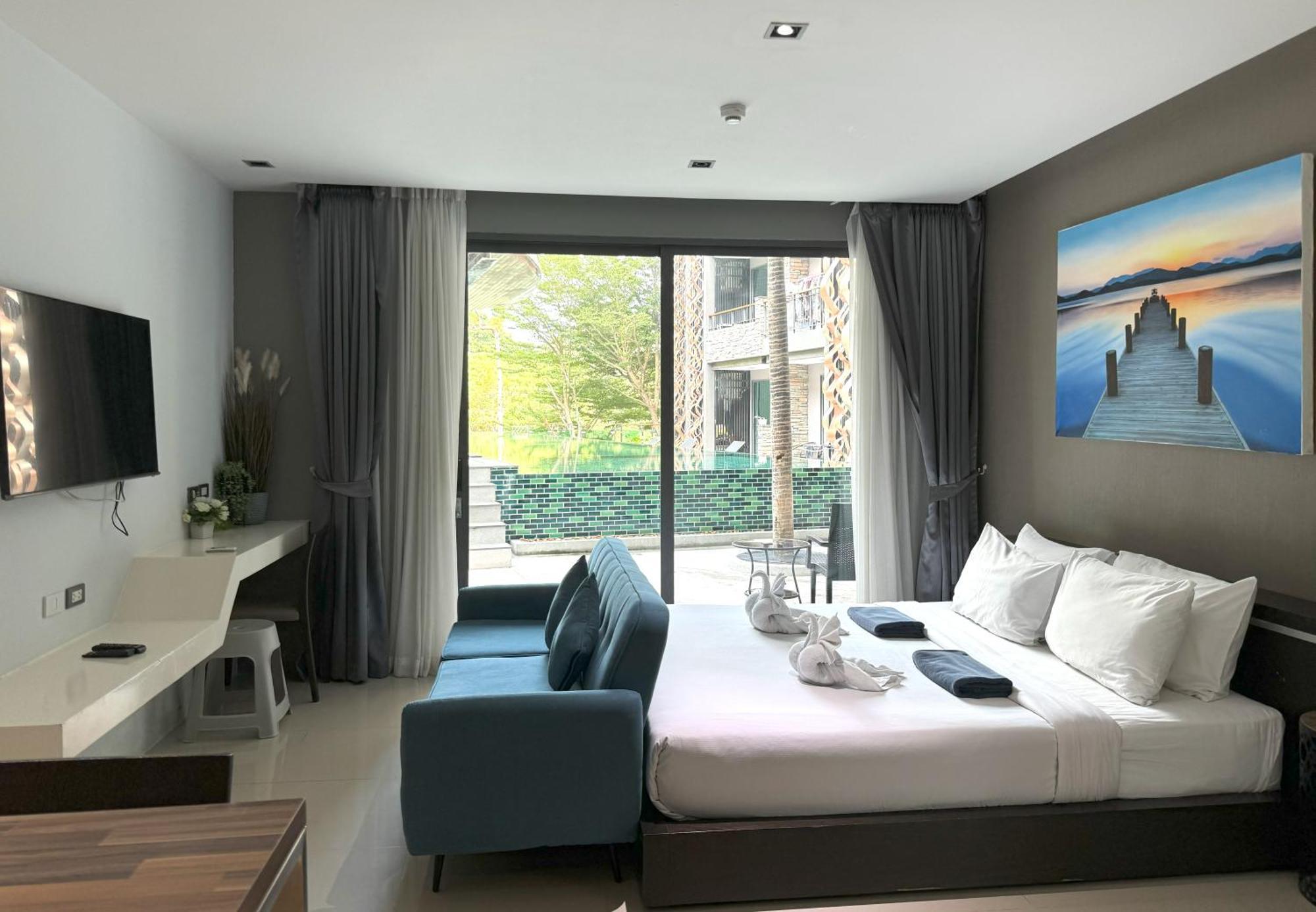 Private Apartment At Emerald Terrace Patong Buitenkant foto