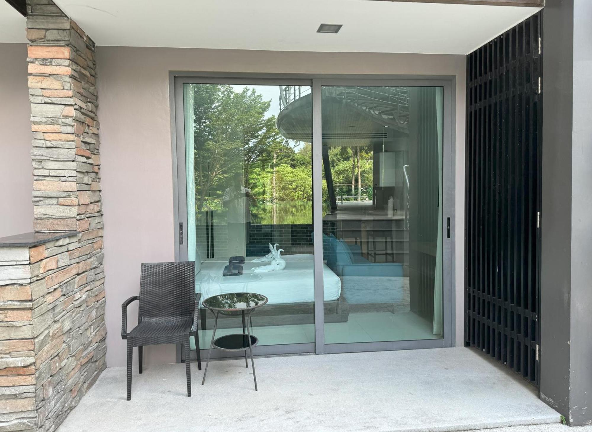 Private Apartment At Emerald Terrace Patong Buitenkant foto