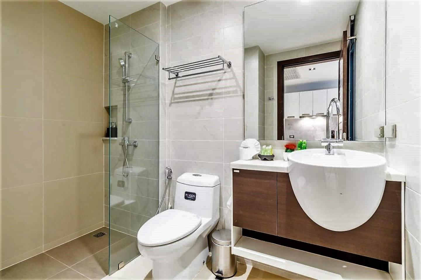Private Apartment At Emerald Terrace Patong Buitenkant foto