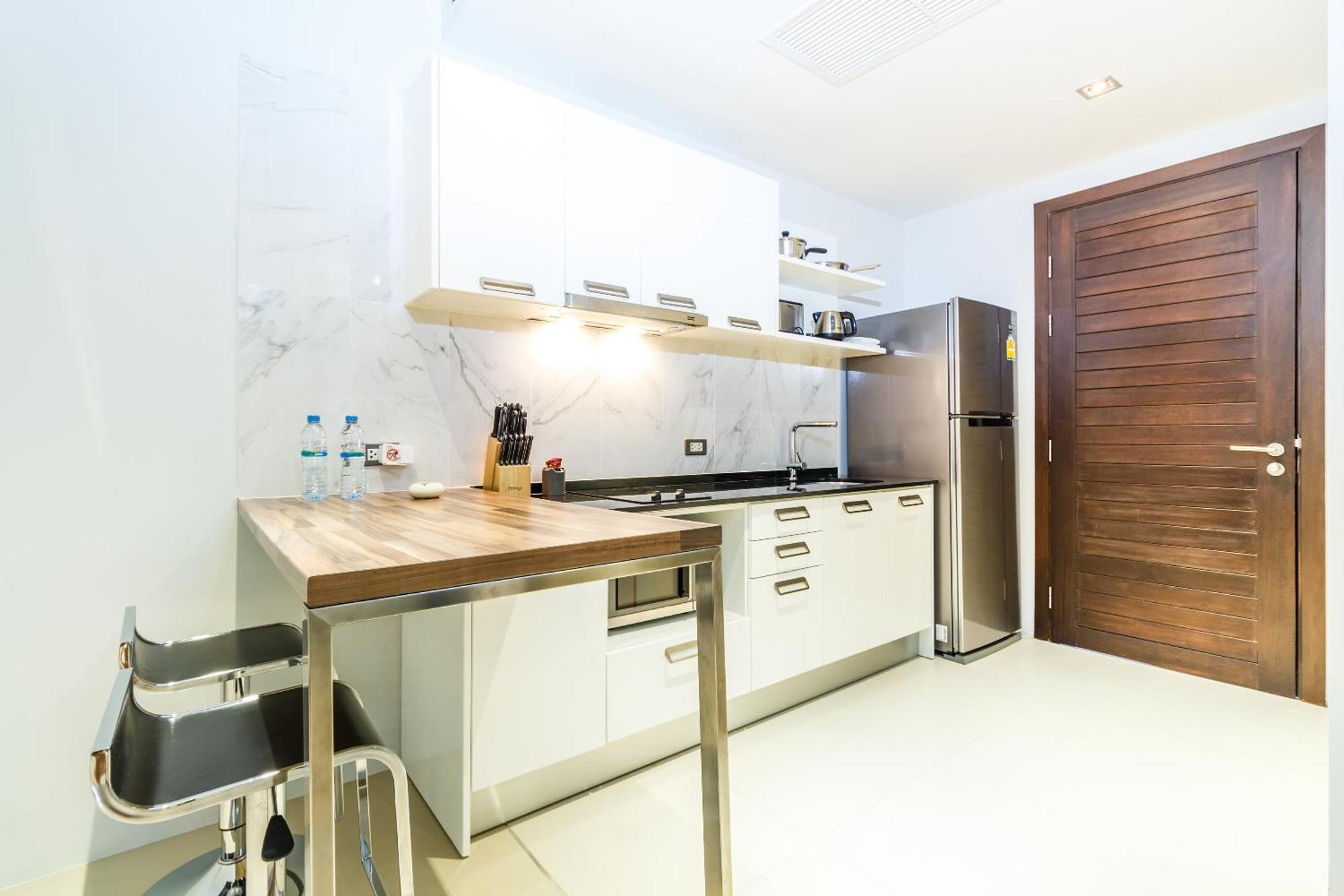 Private Apartment At Emerald Terrace Patong Buitenkant foto